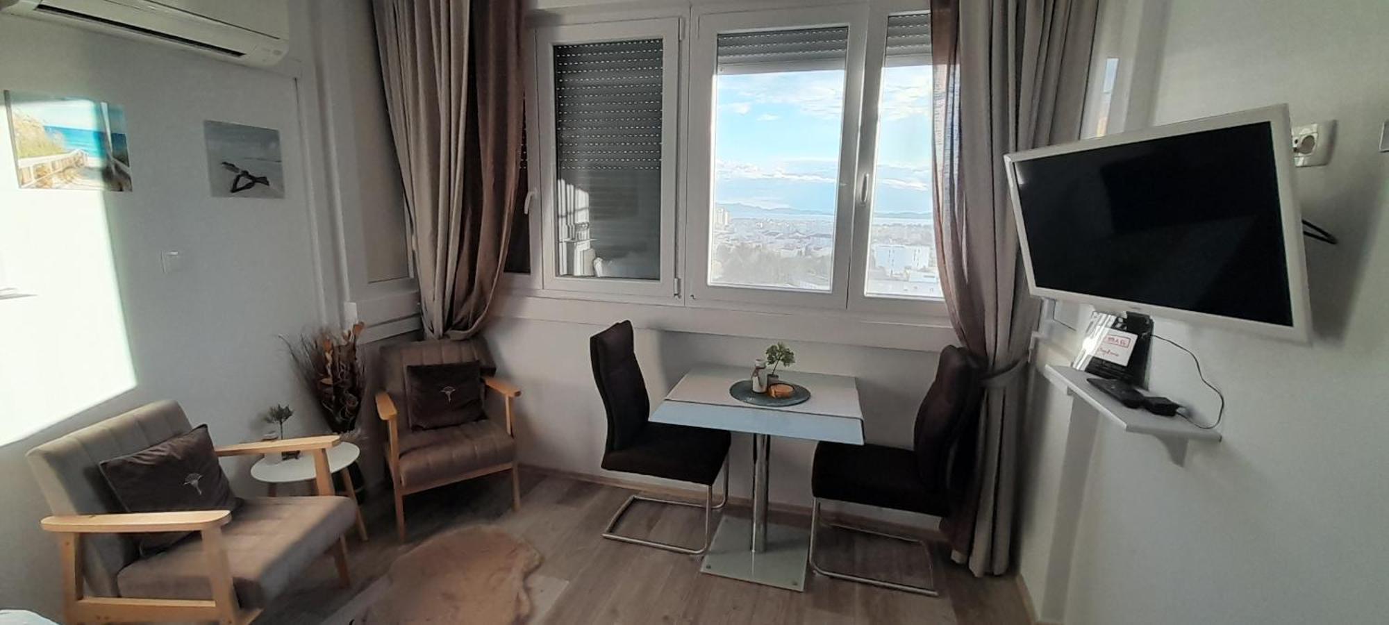 Studio Apartman A&a
